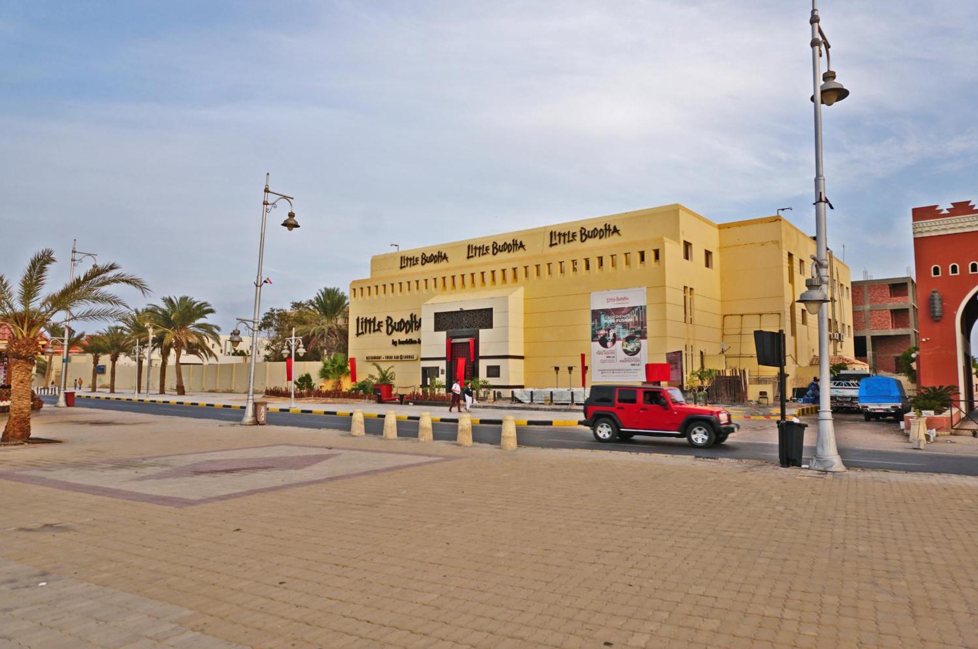 Modern Mountain View On The Touristic Promenade Apartment Hurghada Exterior photo